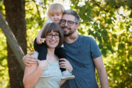 Foto Familie im Freien, Vater Mutter und Kind